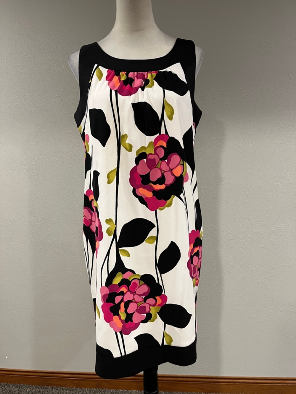 AGB Floral Print Sleeveless Shift Dress size 12